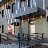 Hotel IRIS