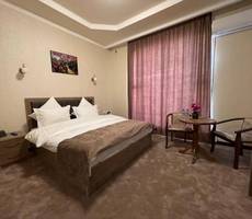 Khan Palace Hotel