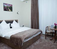 Khan Palace Hotel