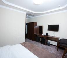 Khan Palace Hotel