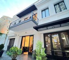 Opera Boutique Hotel