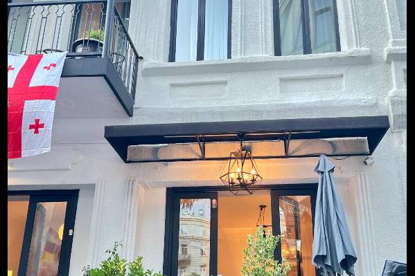 Opera Boutique Hotel