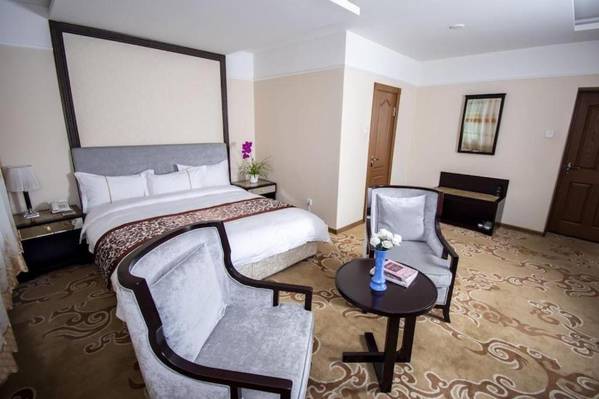 Mika Hotel