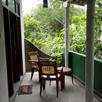 Unawatuna Backpacker Lodge