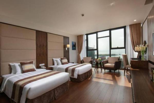 Marina Hotel