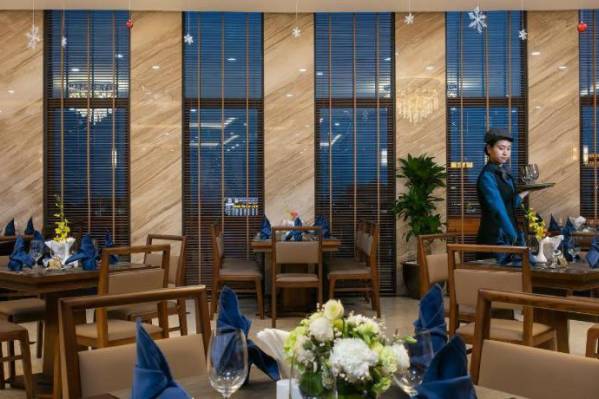 Marina Hotel