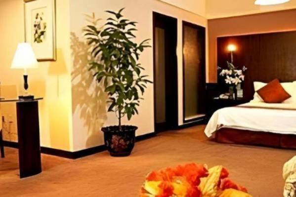 Longda Ruiji Business Hotel