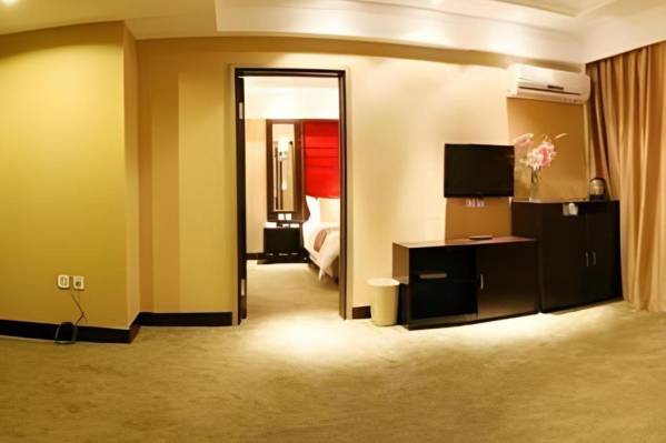 Longda Ruiji Business Hotel