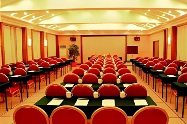 Longda Ruiji Business Hotel