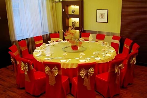Longda Ruiji Business Hotel