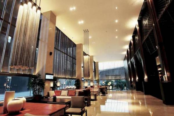 Bay Breeze Hotel