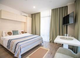Green Side Apart Hotel