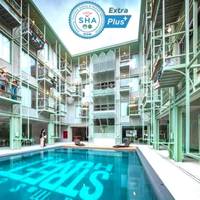 Samsen Street Hotel 