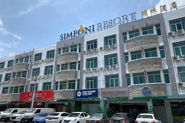 Simfoni Resort