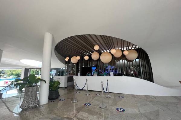 Tambuli Seaside Resort and Spa