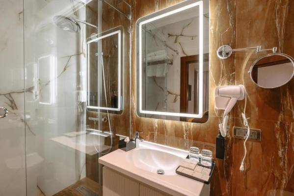 Azimut Hotel Moderno Tashkent