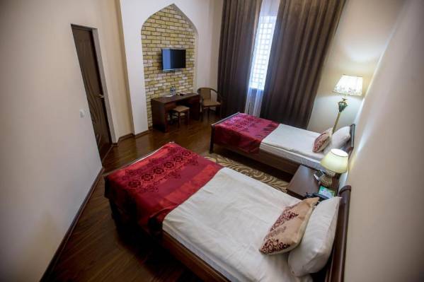 Arkanchi Hotel