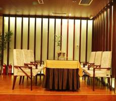 Chonpines Hotel (Zhuanghe Huanghai Street)