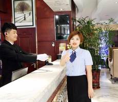 Chonpines Hotel (Zhuanghe Huanghai Street)
