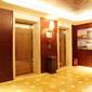 Chonpines Hotel (Zhuanghe Huanghai Street)