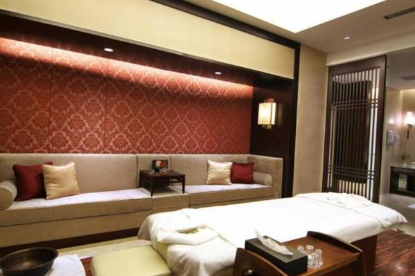 Tang Dynasty West Market Hotel