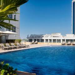 La Suite Dubai Hotel & Apartments