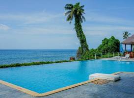 Tunamaya Beach & Spa Resort