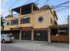 RedDoorz @ Casa Marabella Villamonte Bacolod City