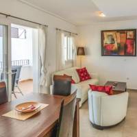 Two-Bedroom Apartment in Sucina