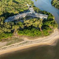 Ocean's Creek Beach Hotel