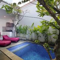 Bougainvillea Villa by Parigata