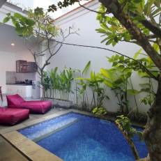 Bougainvillea Villa by Parigata