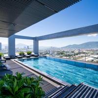 Luxtery Hotel