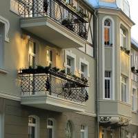 Mr Just's Hotel (Мистер Юст'с)