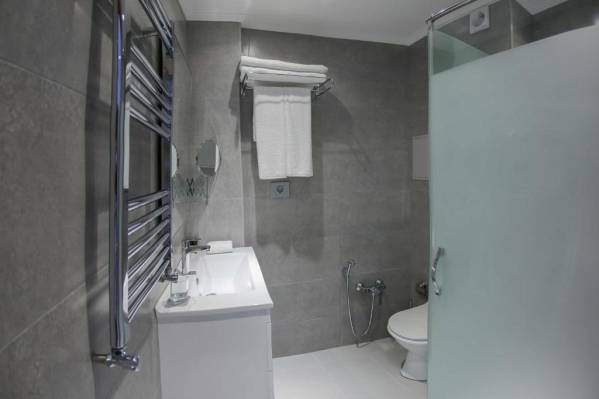 Yurd Hotel