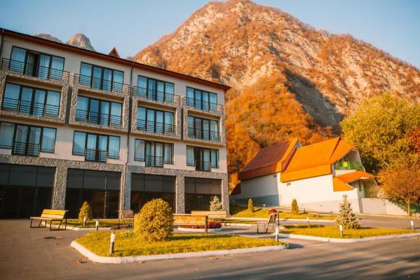 Yurd Hotel