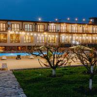 Hotel & Wine Cellar ARGE