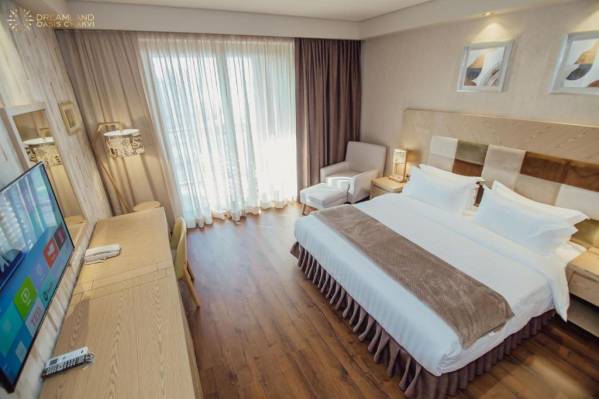 Dreamland Oasis Hotel