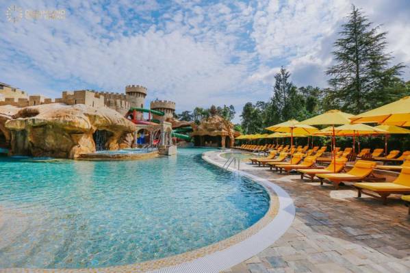 Dreamland Oasis Hotel