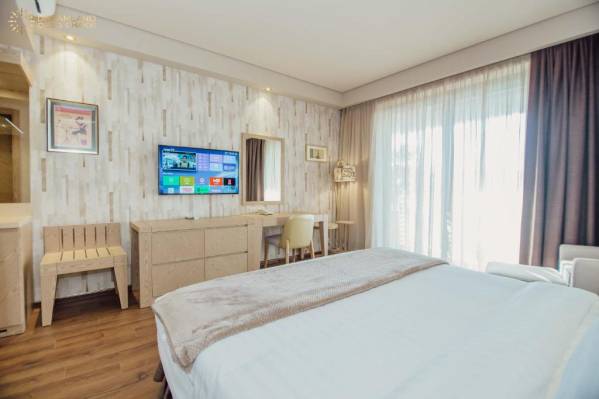 Dreamland Oasis Hotel