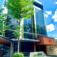 The Henry Hotel Roost Bacolod
