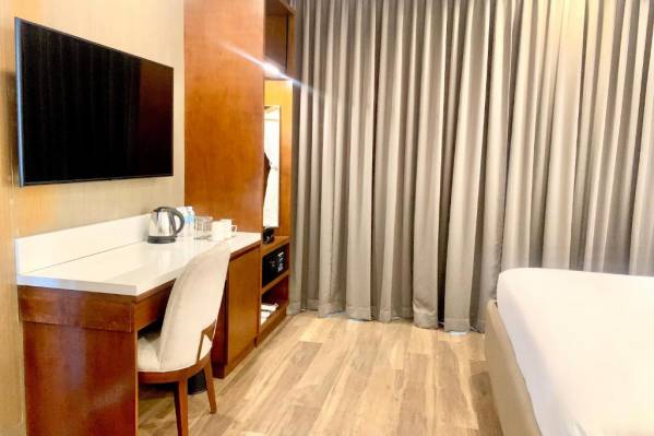The Henry Hotel Roost Bacolod
