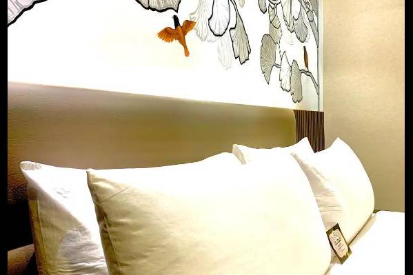The Henry Hotel Roost Bacolod
