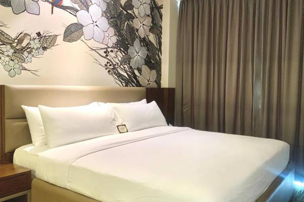 The Henry Hotel Roost Bacolod