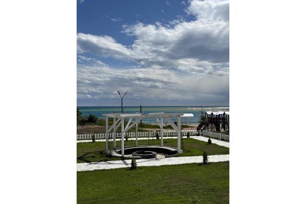Chaika Resort