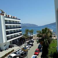 Mert Seaside Hotel