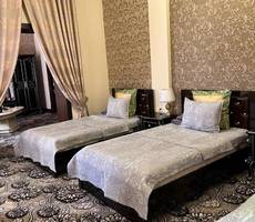 Caravan Hotel