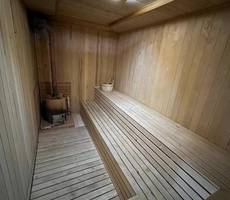 Caravan Hotel