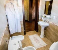 Caravan Hotel