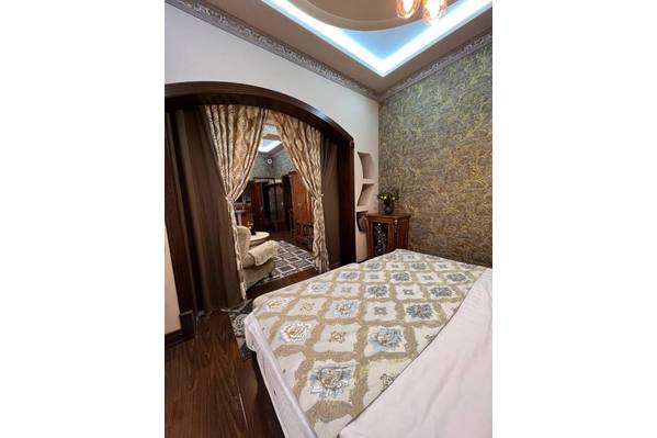 Caravan Hotel